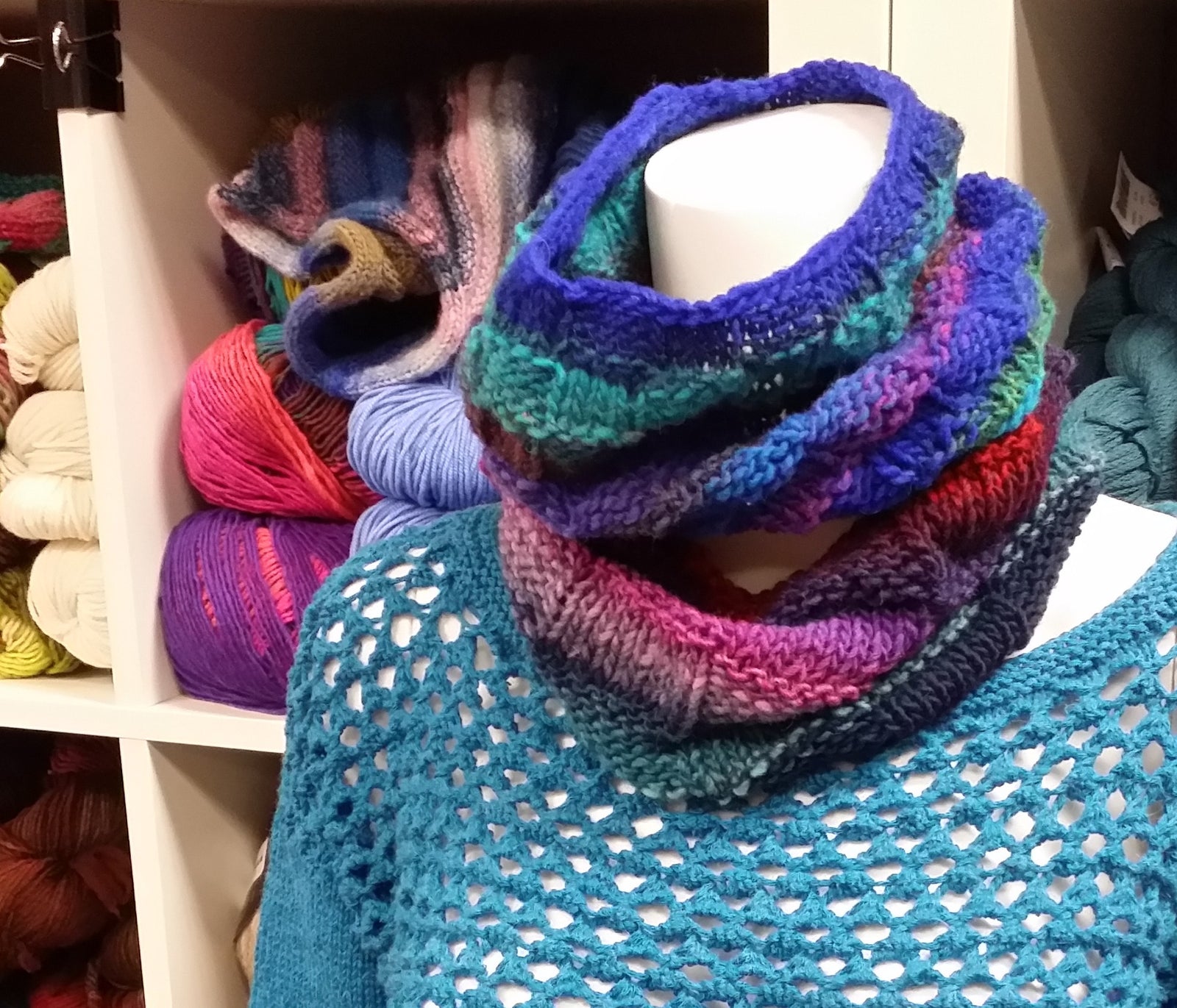 It's cold - here's a nice warm free pattern