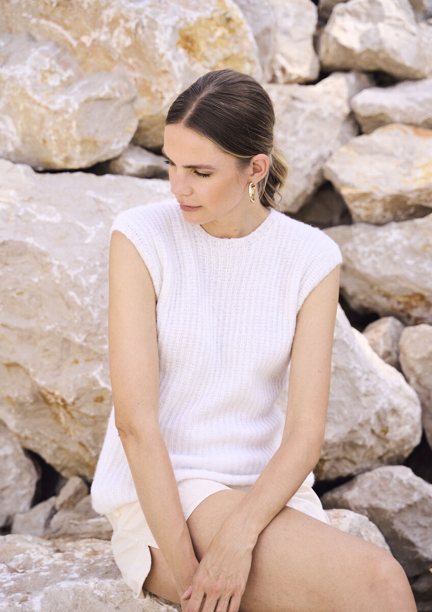 Mode Lars (with and without sleeves)