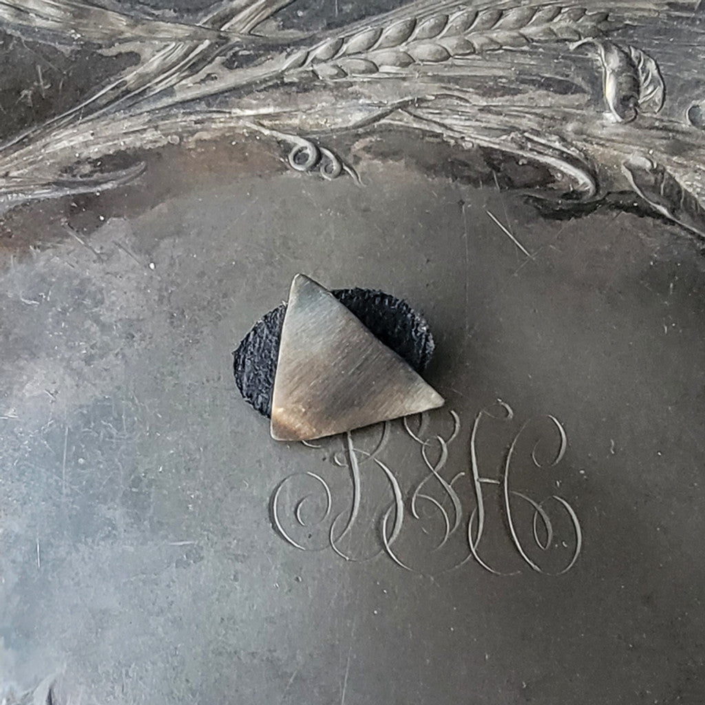 Jul MidCent Mod button triangle