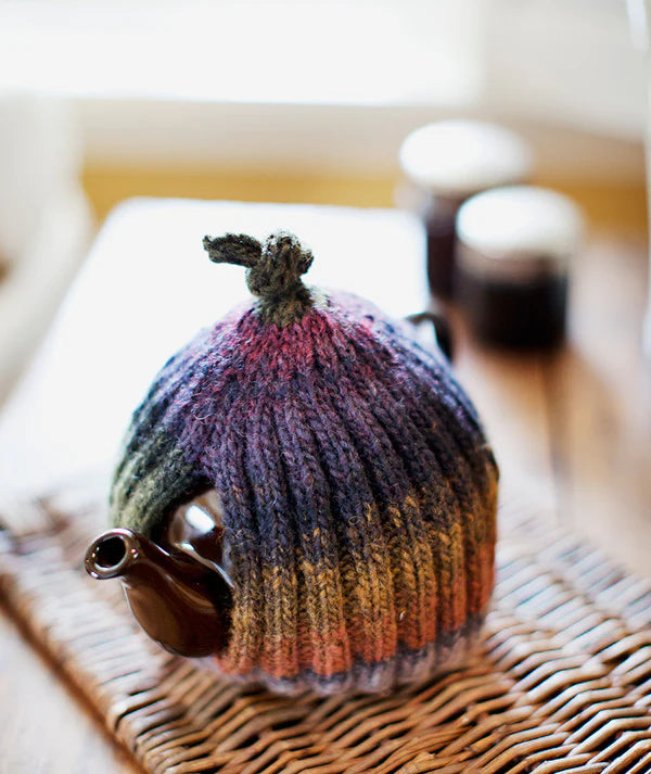 Churchmouse Ribbed & Ruffled Tea Cozies Pattern