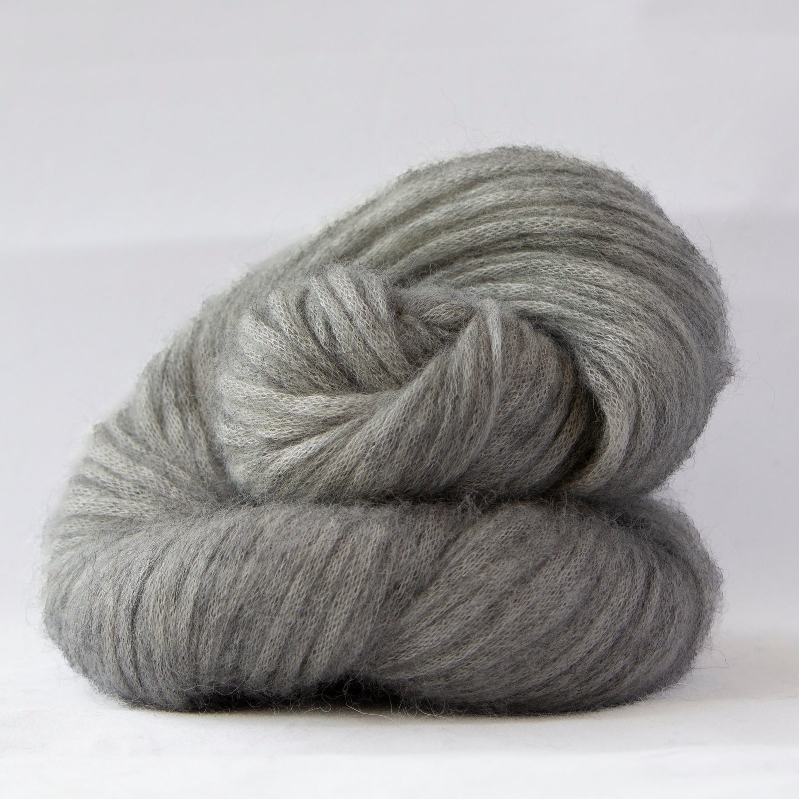 Illimani-Amelie-grey