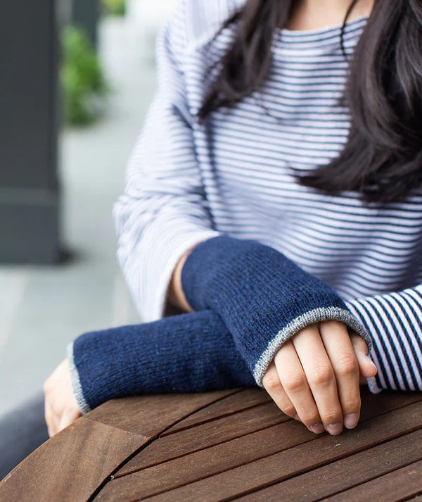 Churchmouse  Reversible Arm Warmers Pattern