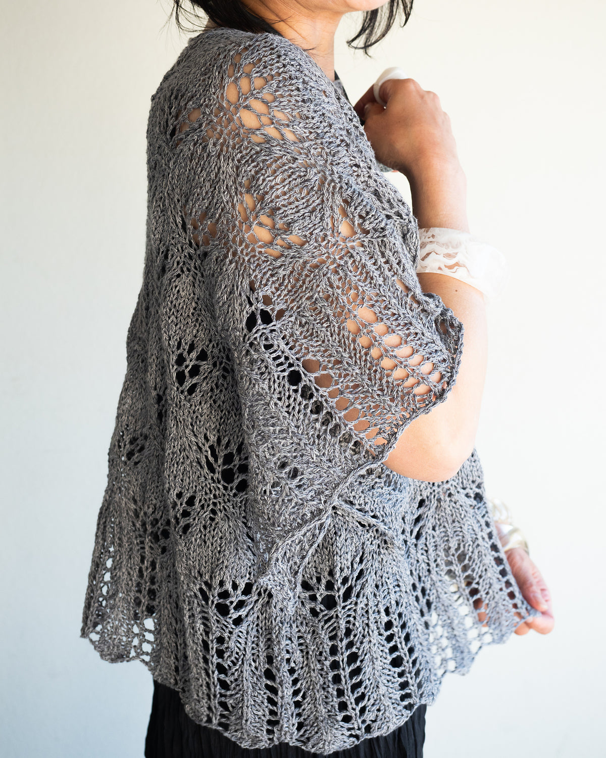 DanDoh Lily Flutter Sleeve Kit -- 21" length