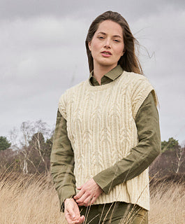 Thistle Slipover by Thea Vesterby, knitted in Bramble & Fleece Wooltrace DK Ecru